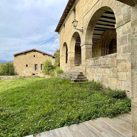 Palacio De Aralar Familias Oskotz Экстерьер фото